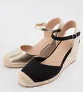 Black Sandals (copia)