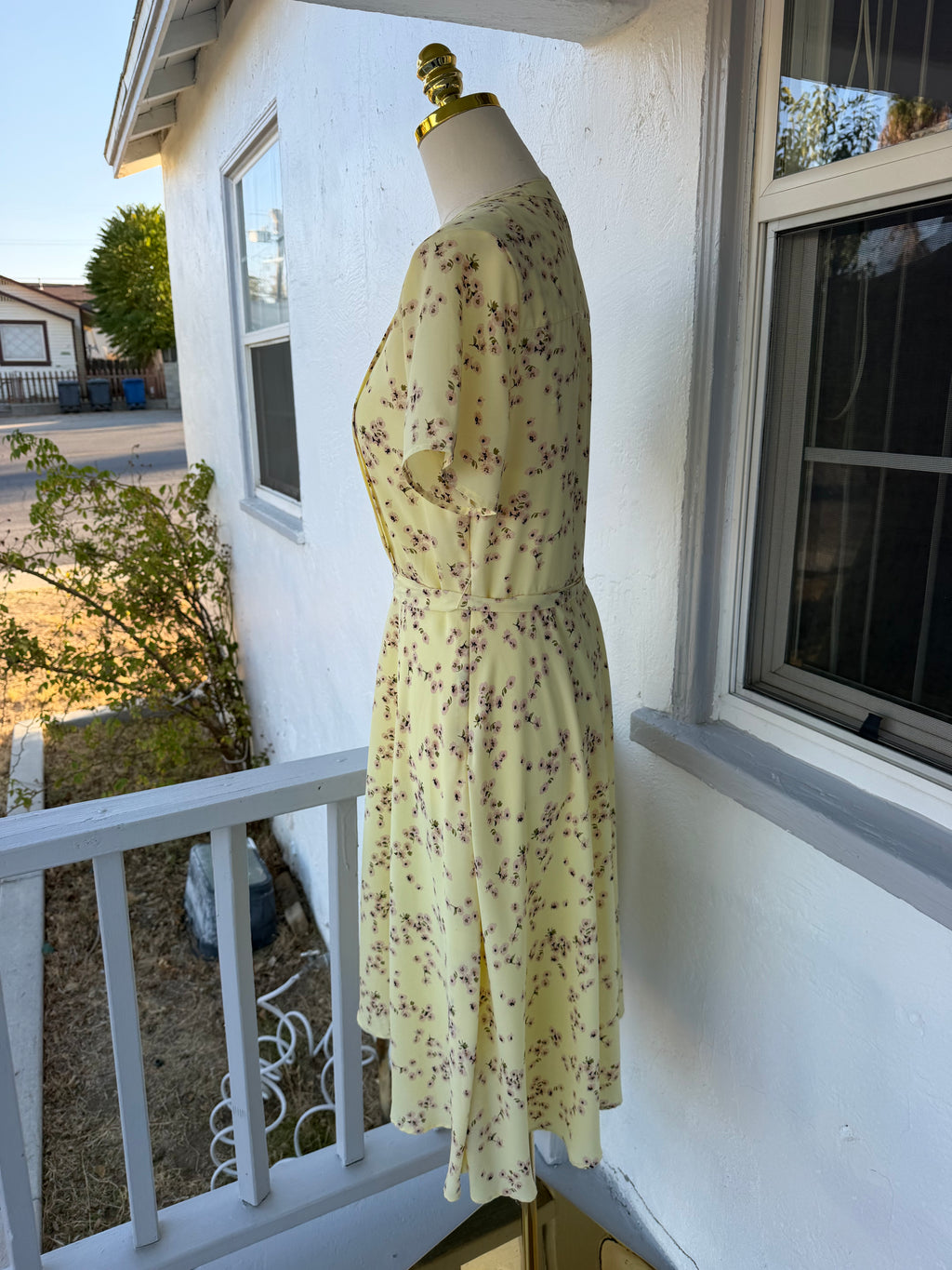 Yellow Floral Midi Dress – Button Front, Tie Waist, Fully Lined | Lindasboutique
