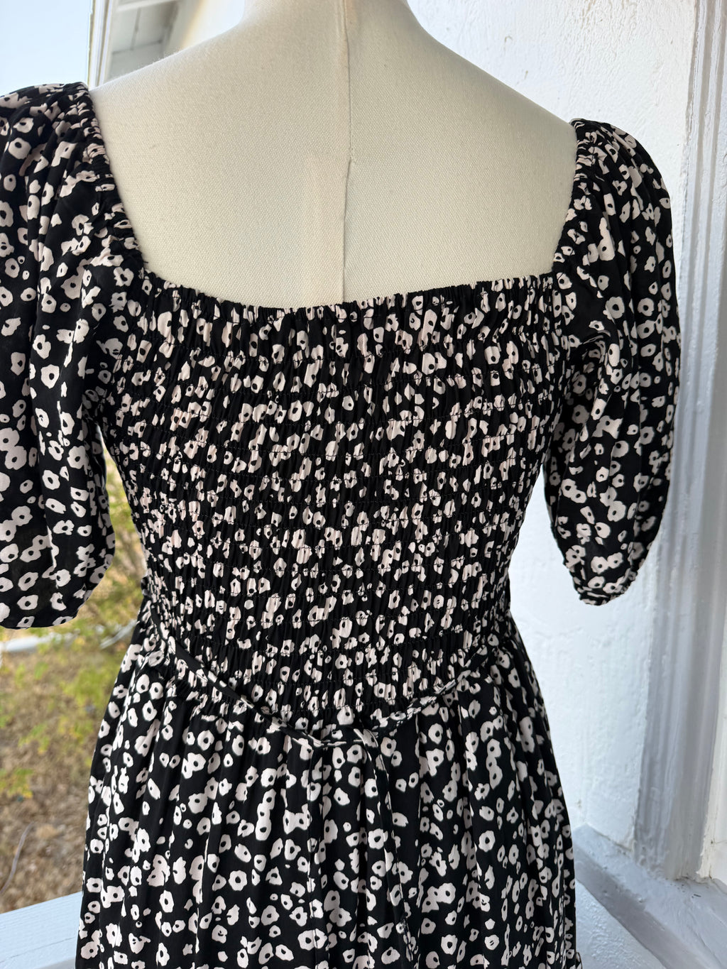 Black Floral Maxi Dress – Smocked Back, Puff Sleeves, Lined | Lindasboutique