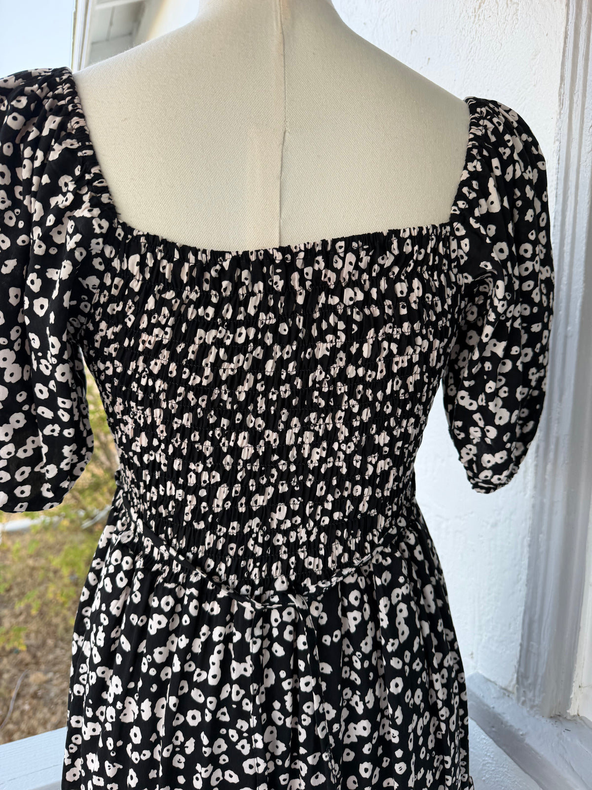 Black Floral Maxi Dress – Smocked Back, Puff Sleeves, Lined | Lindasboutique